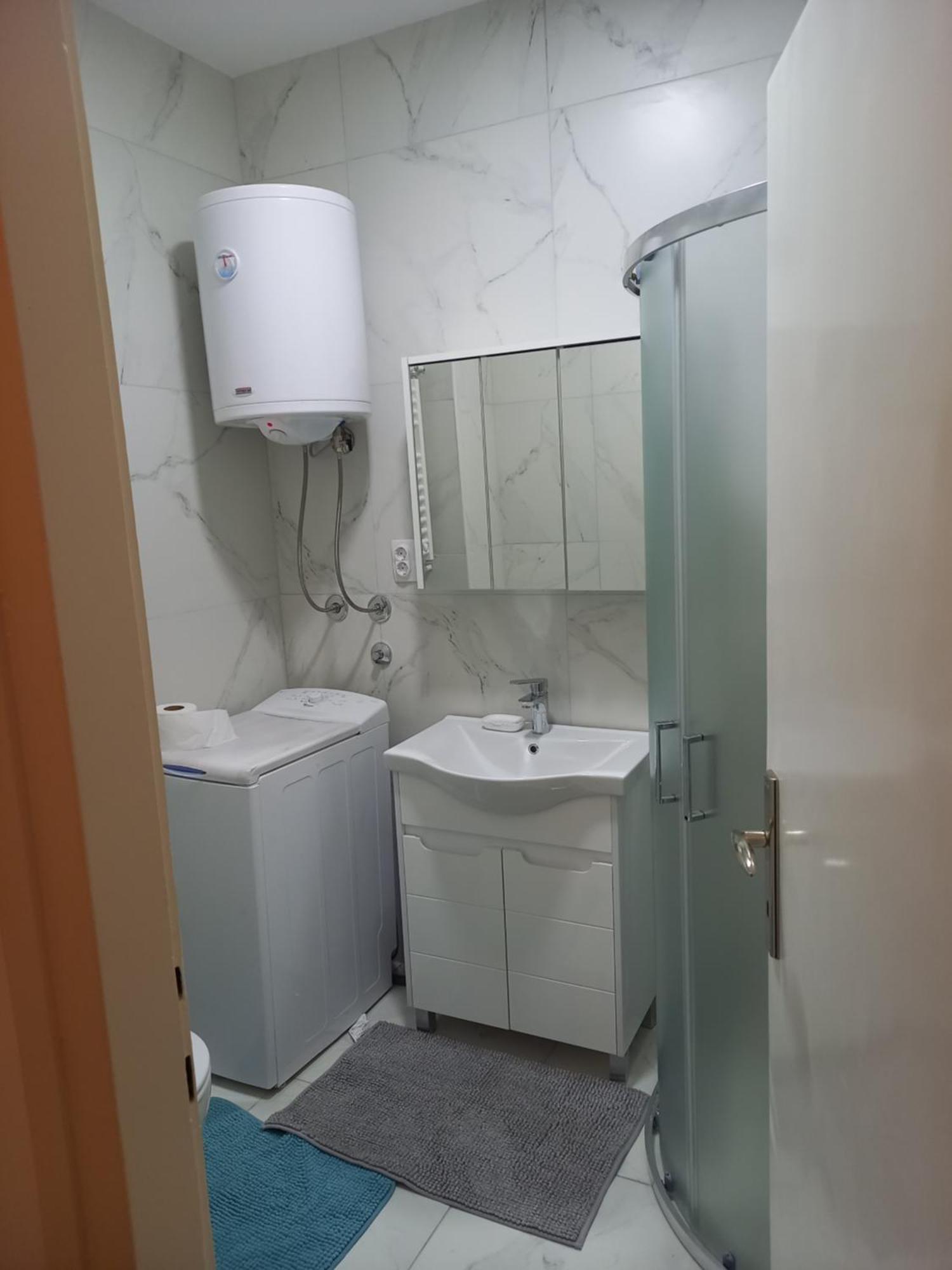 Nikola Hram Apartamento Belgrado Exterior foto