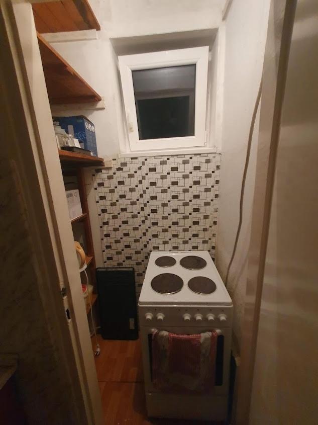 Nikola Hram Apartamento Belgrado Exterior foto